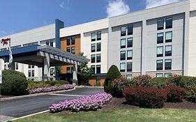 Hampton Harrisburg-east/hershey 3*